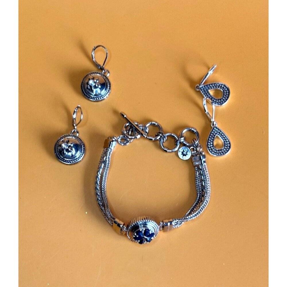 Vintage PGSC Snap On Jeweled Bracelet and 2 Sets of Pierced Earrings 7 - 8 1/2" - Picture 1 of 8